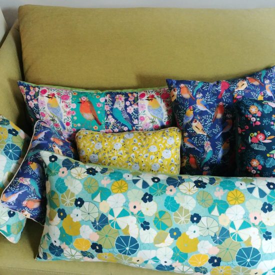 coussin imprimé Ln Fabrics createur tissu Dashwood studio