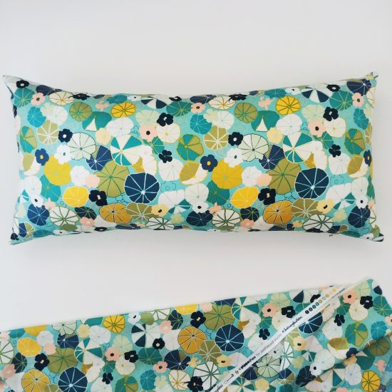 coussin imprimé Ln Fabrics createur tissu Dashwood studio