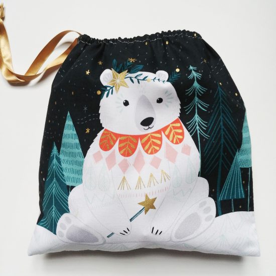 Joli pochon de Noël en coton imprimé Winterwood Dashwood studio, sac réutilisable en tissu, emballage cadeau en tissu zéro déchet