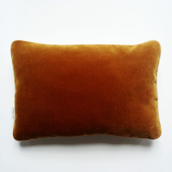 coussin createur Ln Fabrics velours haut de gamme et conton imprimé Dashwood studio