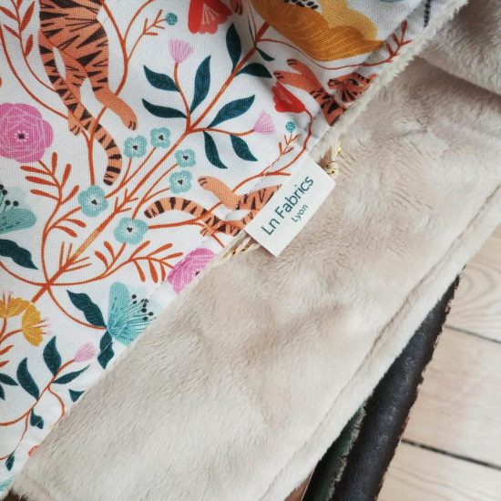 fabrication française finition de qualité couverture bébé chaude et épaisse tissu coton imprimé tigre Dashwood Studio