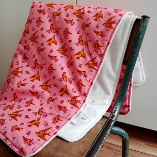 Couverture bébé chaude et douillette coton rose imprimé oiseaux et tissu doudou minky