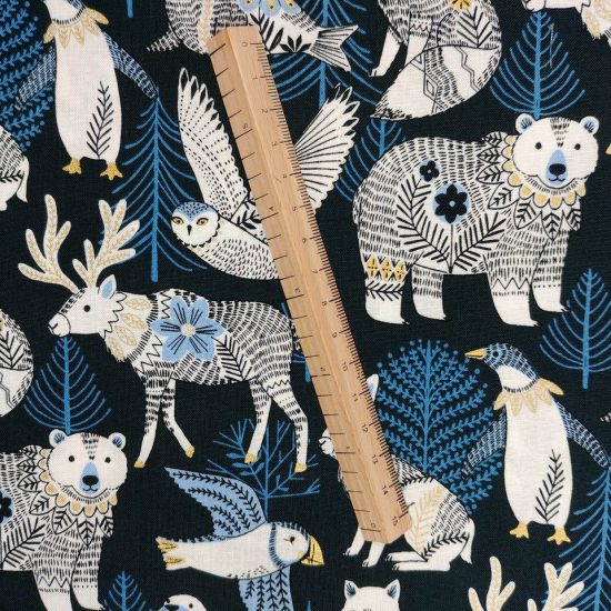 coton oeko-tex imprimé animaux de la banquise dashwood studio ours polaire, renne, pingouin, fond gris