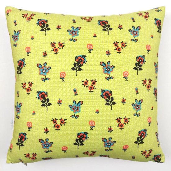 coussin carré tissu coton imprimé Nathalie Lété fleurs champêtre sur fond jaune citron