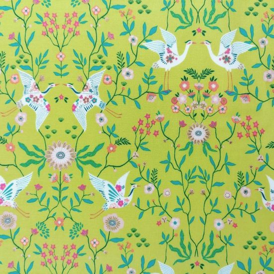 tissu Dashwood Studio Blossom Days imprimé oiseau grue sur fond acidulé vert jaune anis