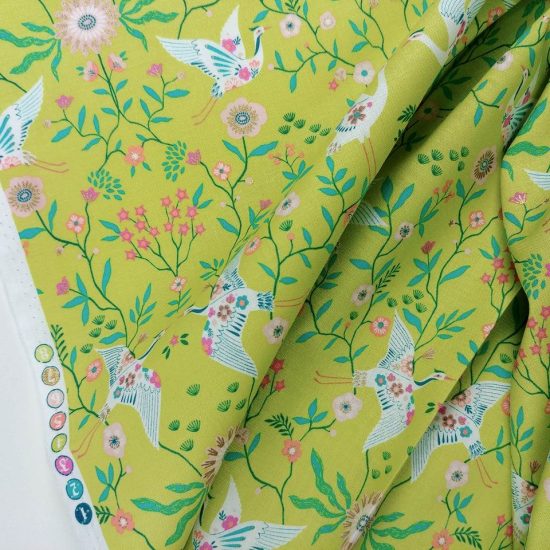 coton imprimé vert anis blanc rose cigognes oiseau Blossom Days Oeko Tex Dashwood studio pour la couture créative
