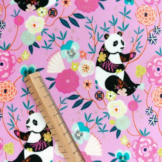 coton imprimé oeko Tex pandas et fleurs parfait pour la couture créative