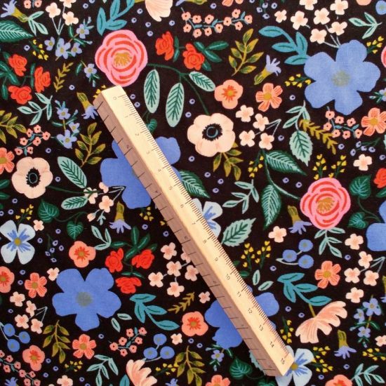 tissu viscose imprimée fleurs rifle paper co fluide parfait pour réaliser jupe top léger et fluide