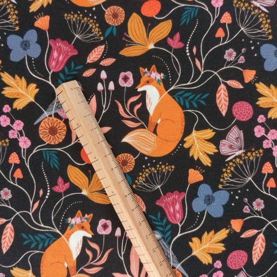tissu imprimé renard roux dans les fleurs et les feuilles d ela forêt orange, abricot rose