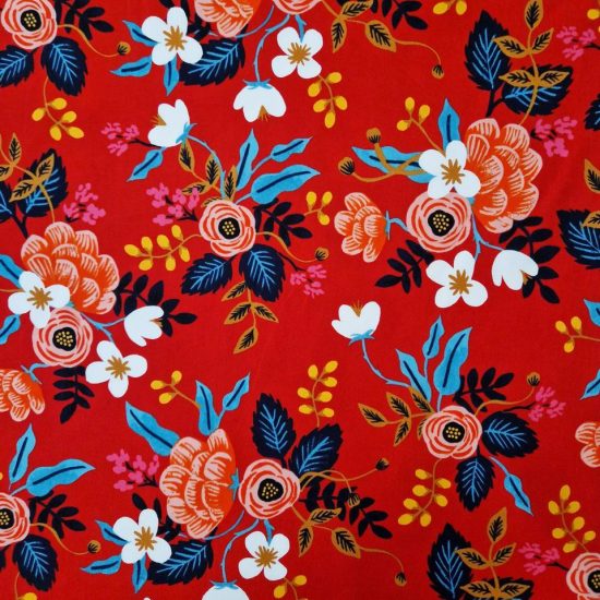 Tissu rifle paper co viscose imprimée fleurs sur fond rouge