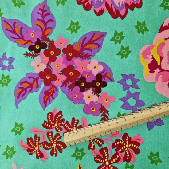 Motif floral grande taille pour ce tissu imprimé Nathalie Lété joyeux coloré intense