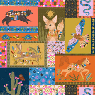 Tissu Dashwood Studio imprimé en coton multi panel Desert Moon comme des petits tableaux avec la faune et la flore du désert