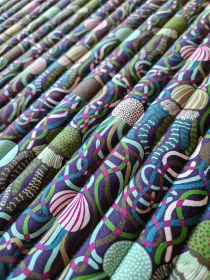 Tissu imprimé méduses Rising Tide matelassée fabrication française