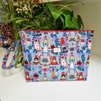 Trousse molletonnée avec poignée tissu imprimé en coton Rifle paper Co Alice au Pays des Merveilles ou Wonderland