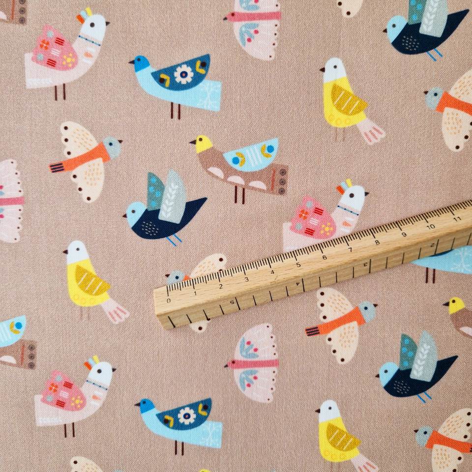 tissu dahwood studio imprimé oiseaux couleurs douces et pastels parfait pour la couture créative